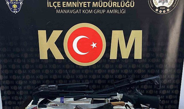 Antalya'da son bir haftada 33 şüpheli yakalandı, çok sayıda silah ve kaçak ürün ele geçirildi
