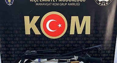 Antalya'da son bir haftada 33 şüpheli yakalandı, çok sayıda silah ve kaçak ürün ele geçirildi