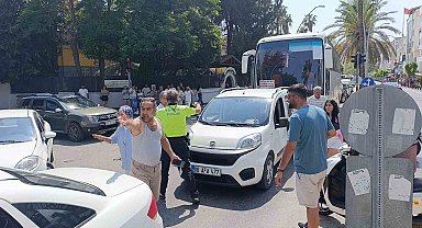 Antalya'da zincirleme kaza: 2.4 promil alkollü sürücünün ehliyetine el konuldu