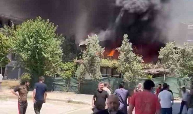 Apartmanda çıkan yangın korku dolu anlar yaşattı