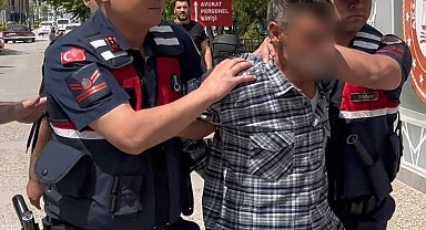 Arkadaşının boğazını kesip öldüren şahıs adliyede