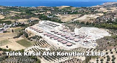 Arsuz'da Akdeniz manzaralı kırsal afet konutlarının inşası sürüyor