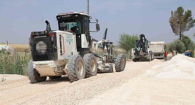 Asri Mahallesinde üstyapı atağı devam ediyor