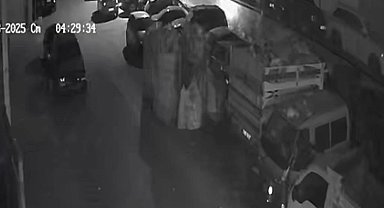 Ataşehir'de park halindeki araçları kundaklayan 2 şahıs yakalandı