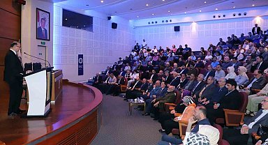 Atatürk Üniversitesinde "Türkiye yüzyılı ve üniversiteler" konferansı düzenlendi