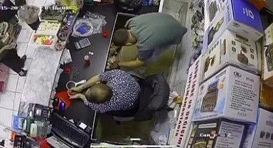 Ateşle oynadı yerinden böyle zıpladı