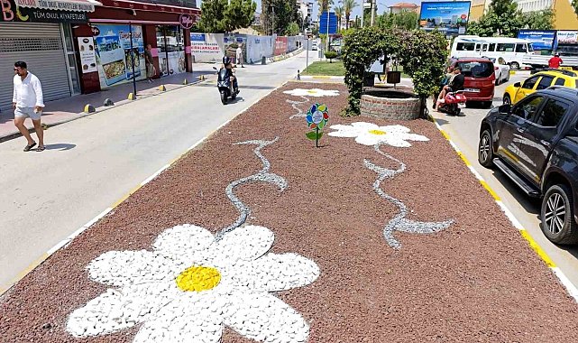 Aydın Büyükşehir Belediyesi Kuşadası'nda çalışmalarını sürdürüyor