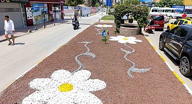 Aydın Büyükşehir Belediyesi Kuşadası'nda çalışmalarını sürdürüyor