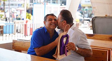 Ayvalık'ta özel çocuklardan babalarına anlamlı sürpriz