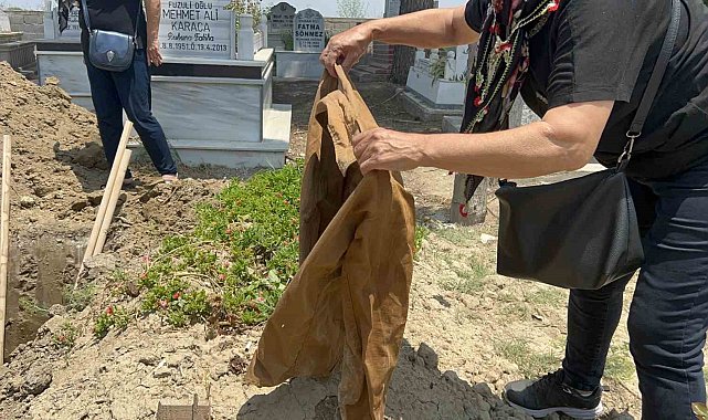 Baba ve kızları yan yana defnedildi
