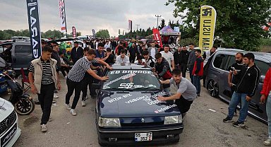 Bafra'da modifiye rüzgarı: 500 araç sergilendi