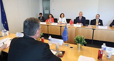 Bakan Bolat, AB Ticaret ve Ekonomik Güvenlik Komiseri Sefcovic ile görüştü