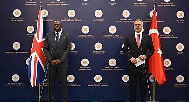 Bakan Fidan: "İran-İsrail arasında kalıcı bir barışa dönülmesi şu andaki stratejik hedeflerimizden biri"