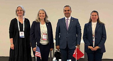 Bakan Kacır: "Antarktika'da kalıcı Türk Bilim Üssü kuracağız"