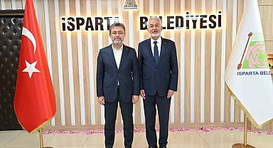 Bakan Yumaklı'dan Isparta'ya tam destek: "Vatandaşın lehine her adımın yanındayız"