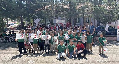 Baklan'da 'Kalpten Kalbe Kızılay' etkinliği hem eğitti hem de eğlendirdi