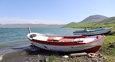 Balık Gölü Doğal Güzelliğiyle İlgi Çekiyor