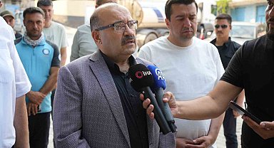 Balıkesir Valisi Ustaoğlu: "Üç ilçemizde 4 mahallede yangınlarla mücadelemiz sürüyor"