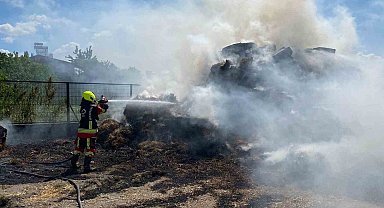 Balıkesir'de 500 balya saman kül oldu
