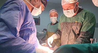 Balıkesir'de ilk, karaciğer sol lobu ameliyatı başarı ile yapıldı