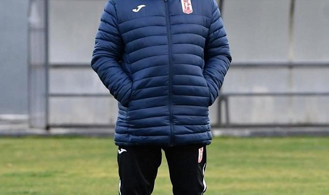 Balıkesirspor'da İsmail Ertekin ile yollar ayrıldı