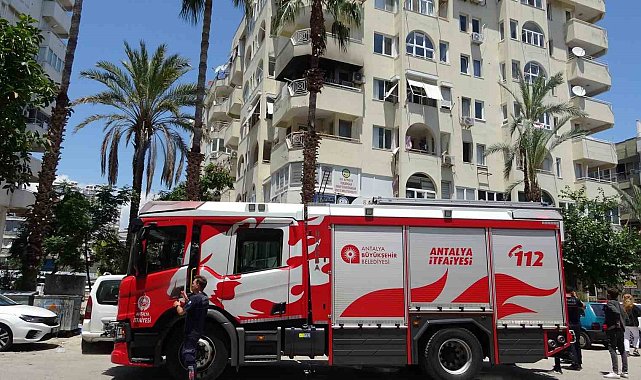 Balkonda çıkan yangın korkuttu