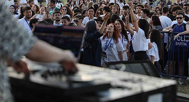 BARÜFEST'25'te öğrenciler doyasıya eğlendi