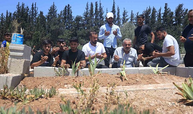 Baş ağrısıyla acil servisin yolunu tutan 51 yaşındaki adamın karaciğer organ nakliyle başka bir hastaya umut oldu