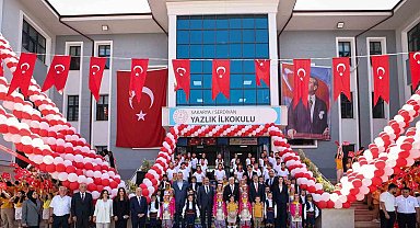 Başkan Alemdar, çocukların karne heyecanına ortak oldu