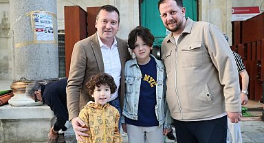 Başkan Balcıoğlu bayram namazını Piri Mehmet Paşa Camii'nde kıldı