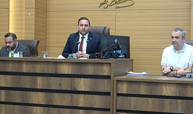 Başkan Bilecen, belediye personeliyle bayramlaştı