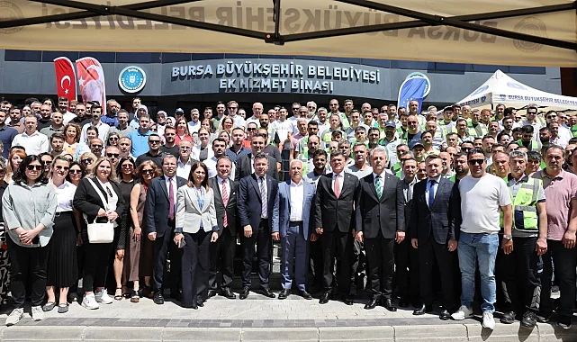 Başkan Bozbey, Bursa Büyükşehir ailesiyle bayramlaştı