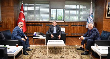 Başkan Büyükkılıç'a yoğun ziyaret trafiği: birlik, beraberlik ve dayanışma vurgusu