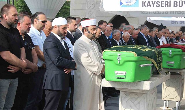 Başkan Büyükkılıç'ın yengesi son yolculuğuna uğurlandı