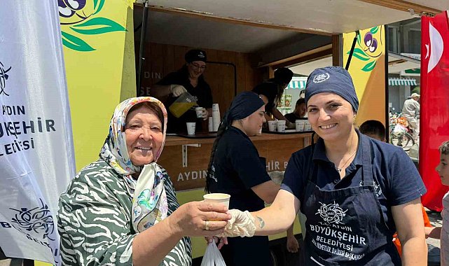 Başkan Çerçioğlu'ndan pazarcı esnafına sıcak günlerde serin destek