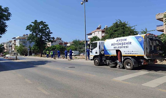 Başkan Çerçioğlu'nun çalışmaları ile Kuşadası ve Didim pırıl pırıl oluyor