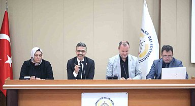 Başkan Dinç: "Online YGS ve YKS kurslarını ücretsiz olarak sunacağız"