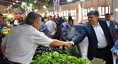Başkan Durgut, pazarcı esnafı ile bir araya geldi