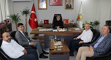 Başkan Kahveci'den AK Parti İl Başkanlığı'na ziyaret