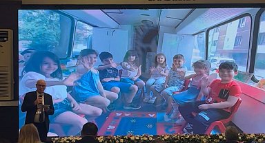 Başkan Kazım Kurt CHP'li belediye başkanlarına "Gezici Oyunevi ve Kreş" projelerini anlattı