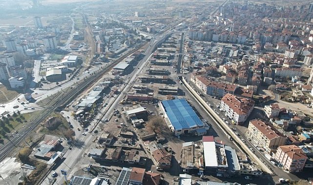 Başkan Özdemir, Niğde Kalesi ve Eski Sanayi Projesi'ndeki son durumu paylaştı