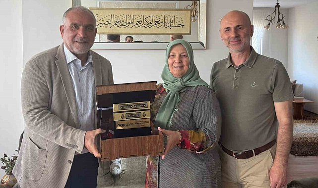 Başkan Sandıkçı, hacıların sevincine ortak oldu