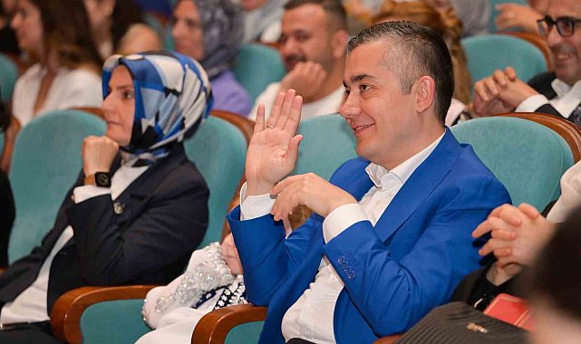 Başkan Vekili Aksoy kreşli miniklerin mezuniyet heyecanına ortak oldu
