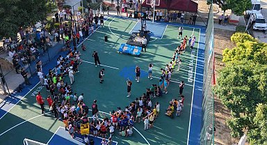 Başkan Zencirci gençlere sözünü tuttu, basket sahasını açtı