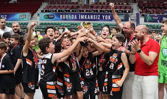 Basketbolda sezon finali Bursa'da yapıldı