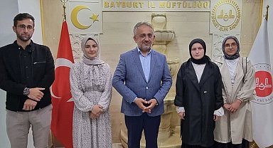 Bayburt'ta umre ödüllü bilgi yarışmasında dereceye giren öğrenciler belli oldu