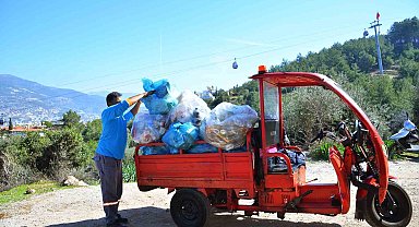 Bayramda tatilciler Alanya'ya 5 bin ton atık bıraktı