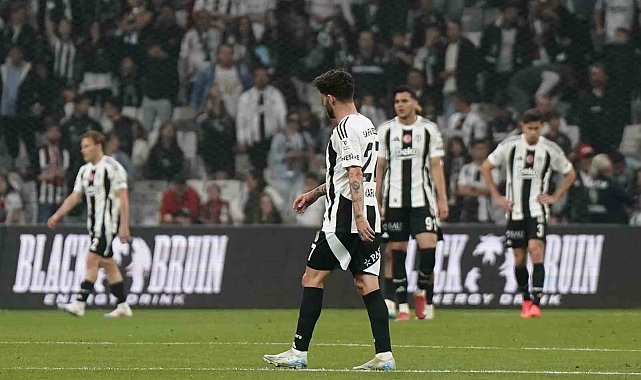 Beşiktaş bu sezon üç kulvarda da istediğini bulamadı