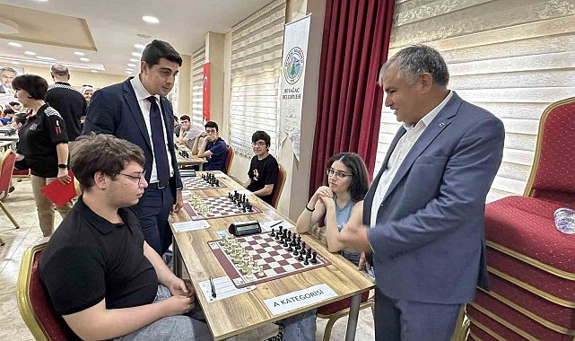 Beyağaç Belediyesi 3. Geleneksel Satranç Turnuvası sona erdi