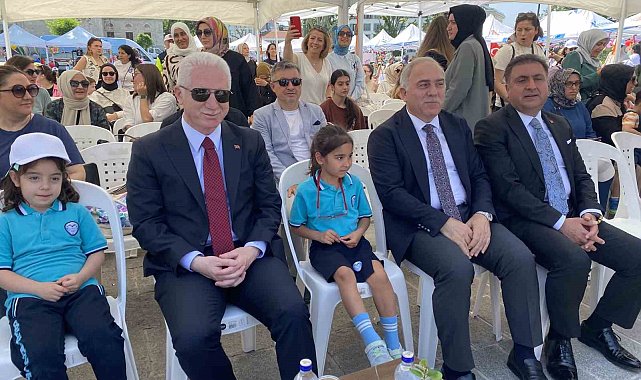 Beyazıt Meydanı'nda Okul Öncesi Eğitim Şenliği düzenlendi, çocuklar doyasıya eğlendi